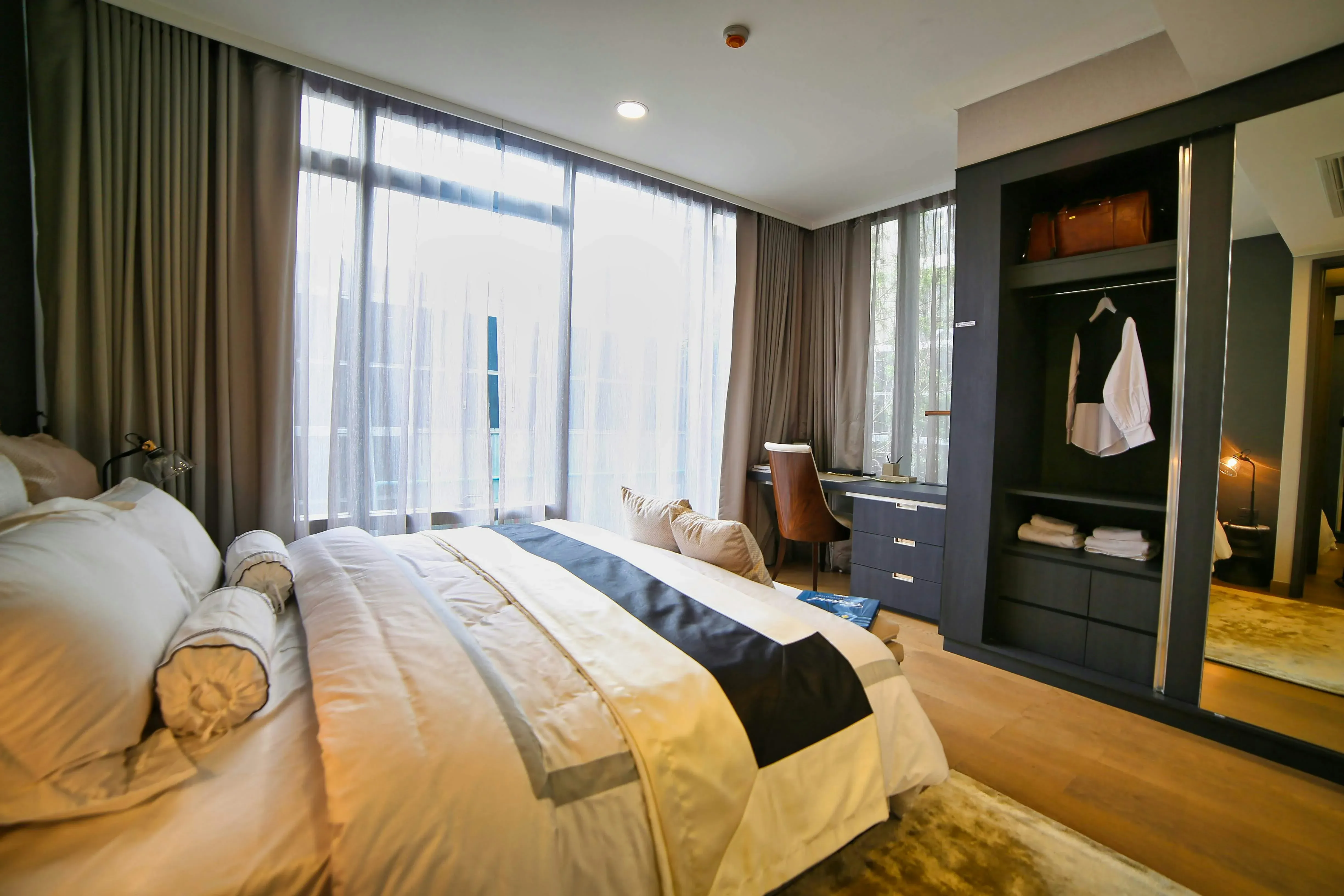Bedroom Interior Designers in Delhi NCR-s4.2