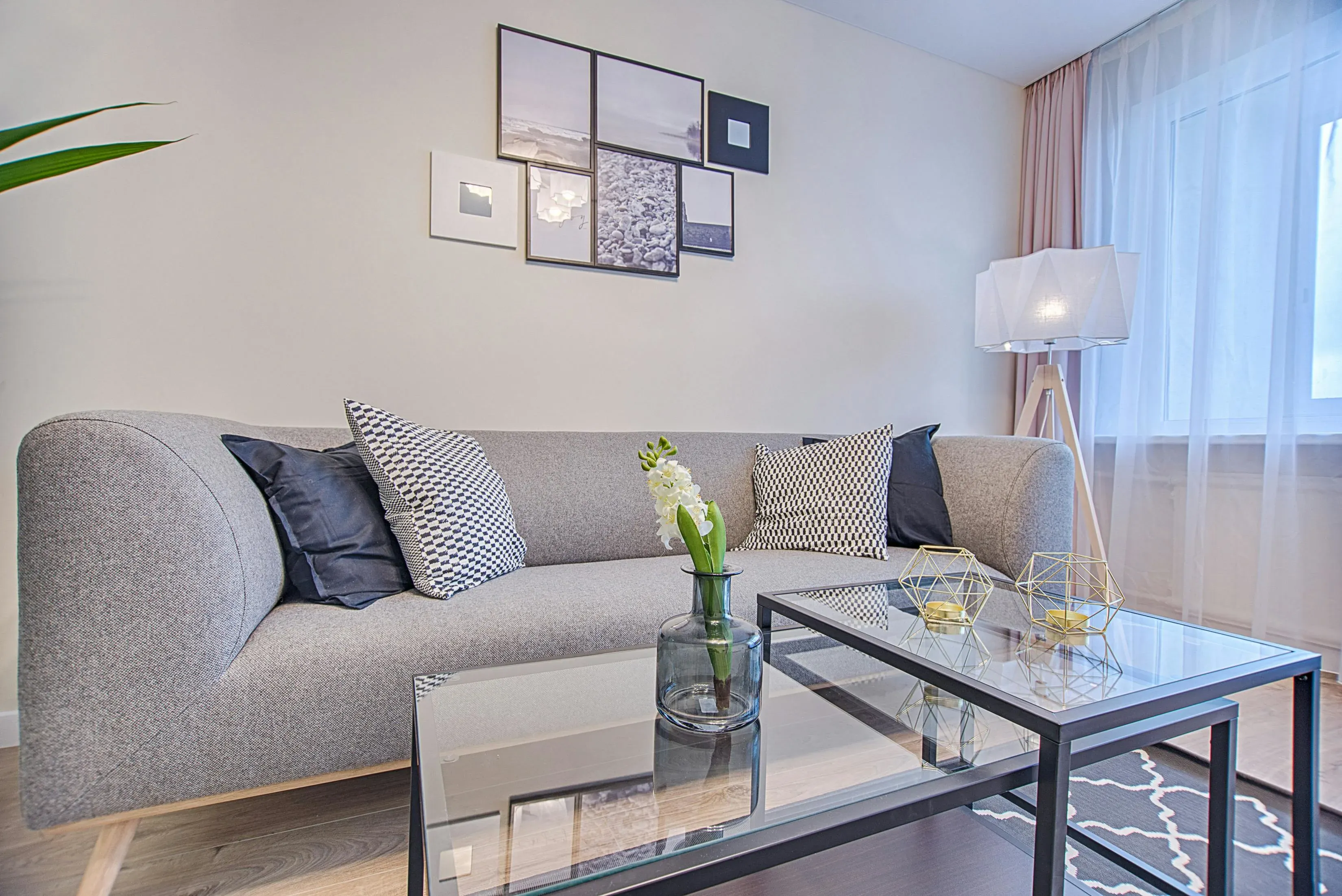 Living Room Interior Design Cost in Delhi NCR-c9.5