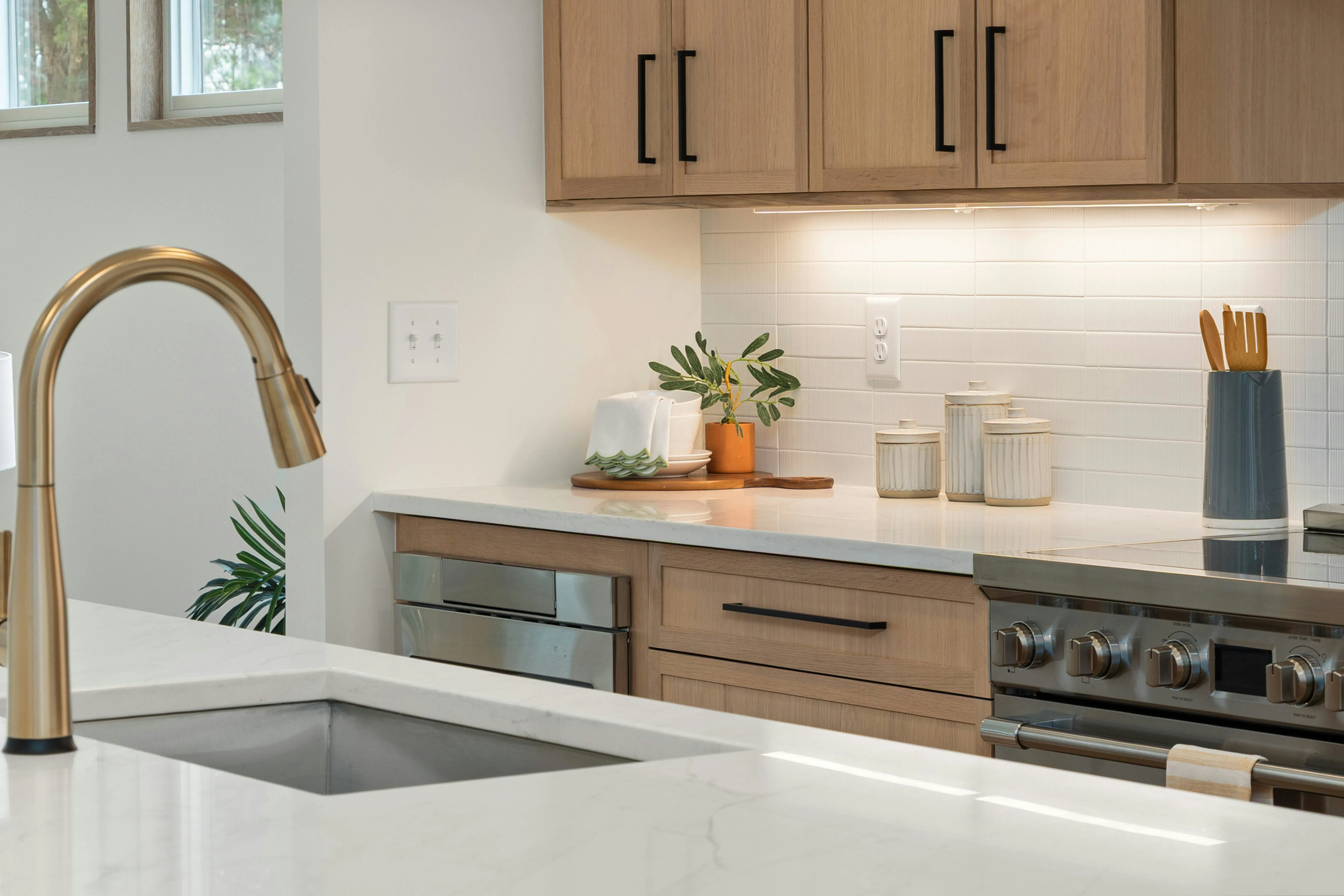 Modular Kitchen Cost in Noida 2025-c15.5