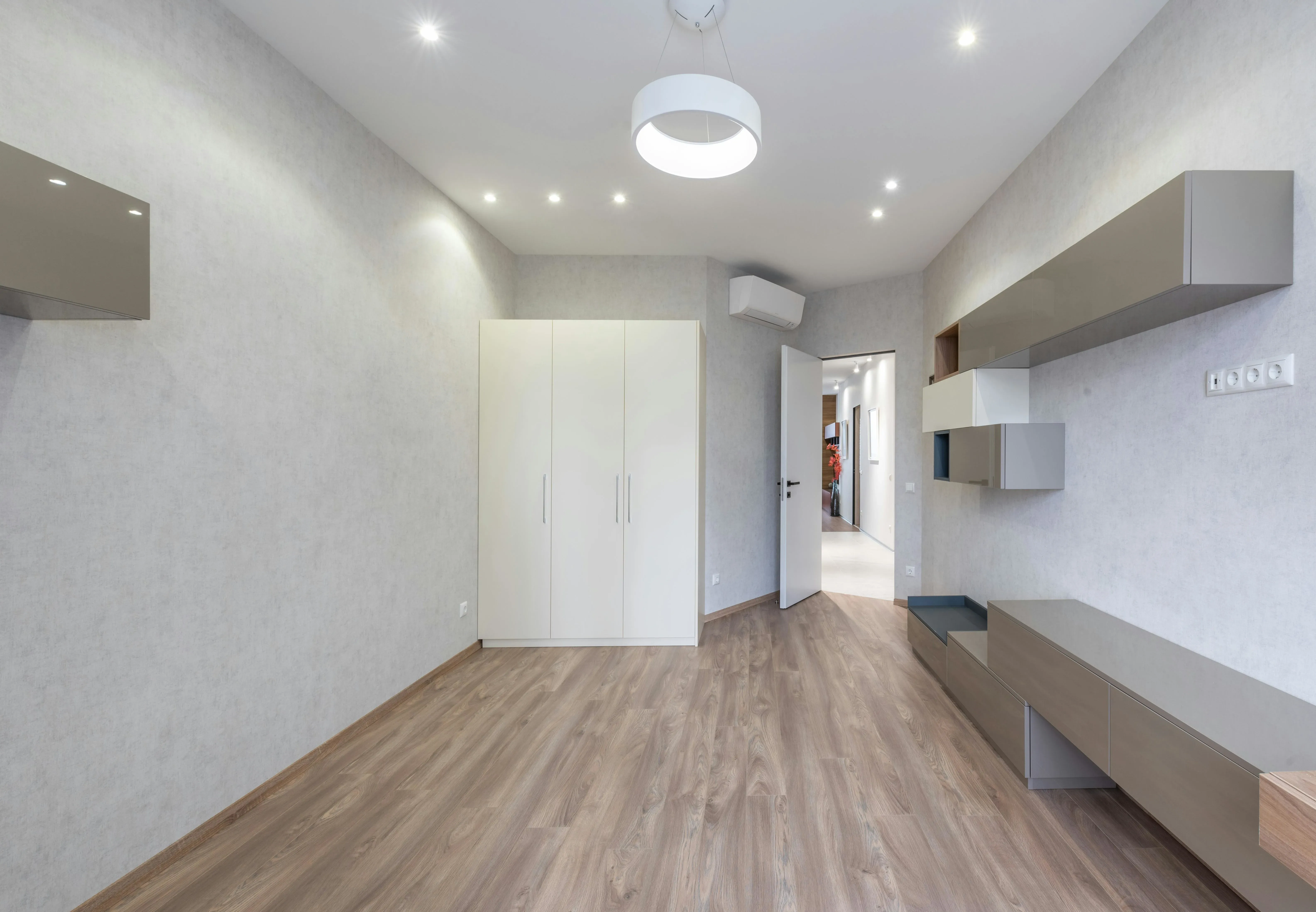 Wardrobe Interior Designers in Delhi NCR-s15..2