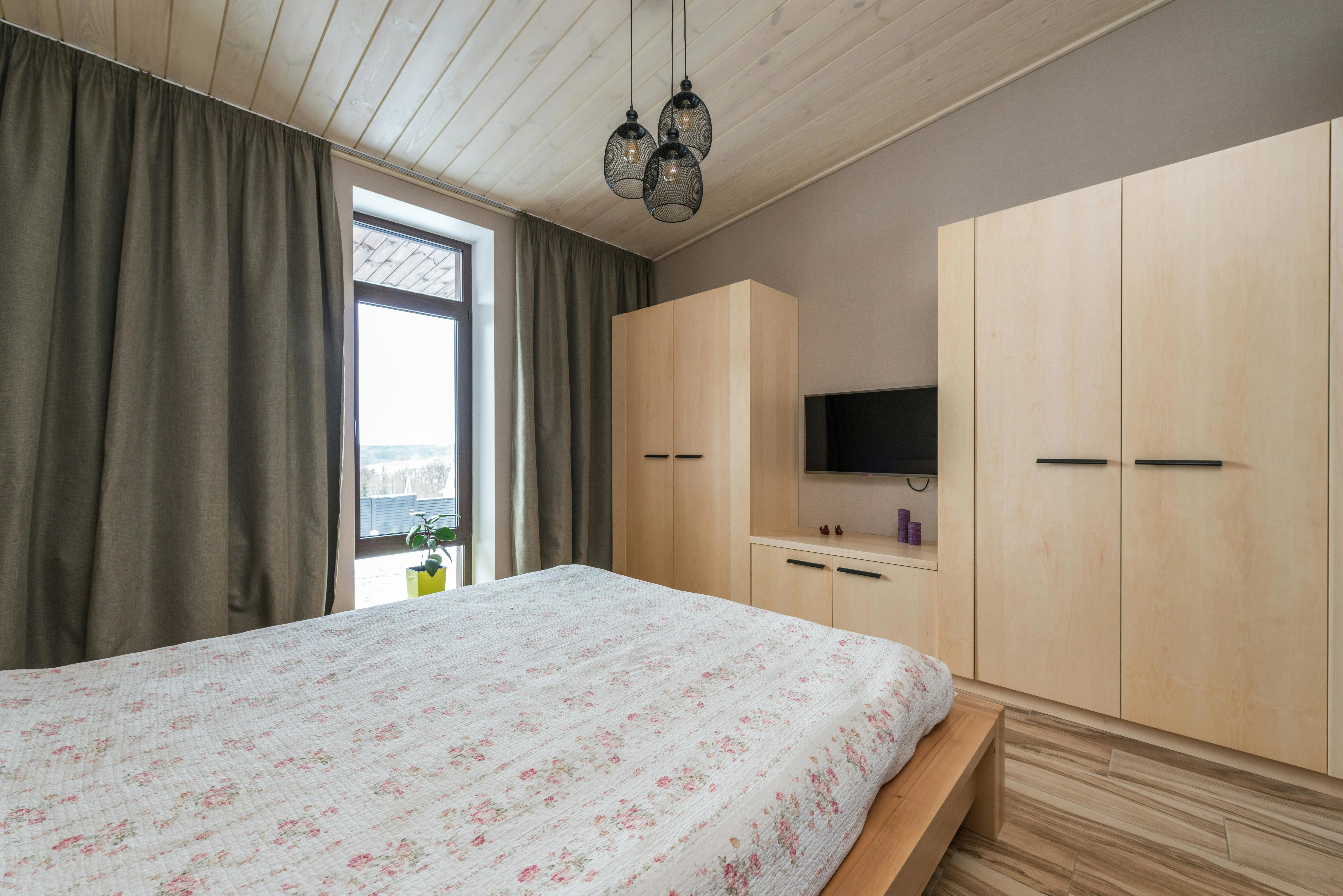 Wardrobe Interior Designers in Delhi NCR-s15.5